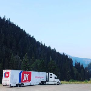 Image post by @jkmoving on Instagram