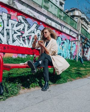 Image post by @neniamtisch on Instagram