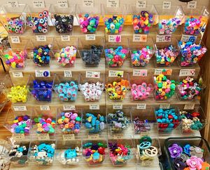 Image post by @beadcache on Instagram