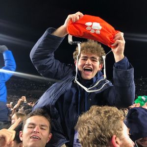 Image post by @ndbarstool on Instagram