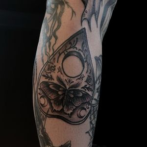 Image post by @jessfoxtattoos on Instagram