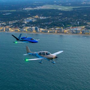 Image post by @statureaviation on Instagram