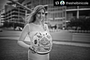 Image post by @housuperbowl on Instagram