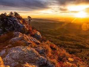 Image post by @JustinPotterPhotography on Facebook
