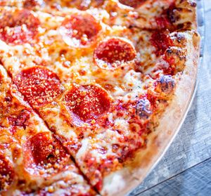 Image post by @parryspizza on Instagram
