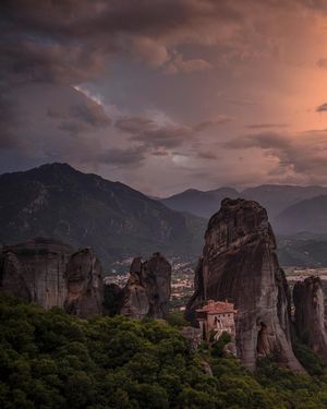 Image post by @natgeo on Instagram