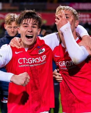 Image post by @azalkmaar on Instagram
