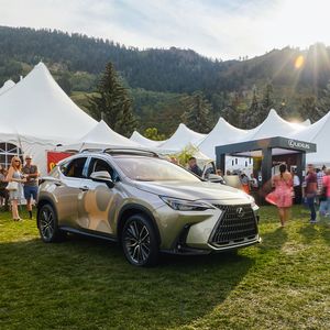 Image post by @Lexus on Twitter/X