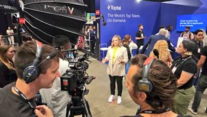 Image post by @ambermac on Twitter/X