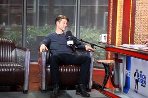 Image post by @richeisenshow on Instagram