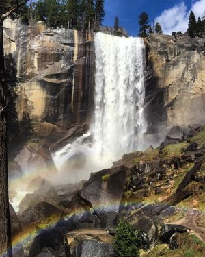 Image post by @nationalparkscollective on Instagram
