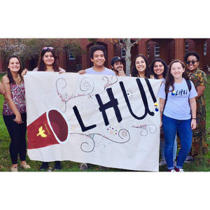 Image post by @lhu_elon on Instagram