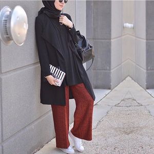 Image post by @amaliah_com on Instagram