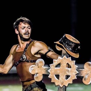 Image post by @carolinacrown on Instagram