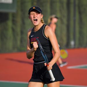 Image post by @uscwomenstennis on Instagram