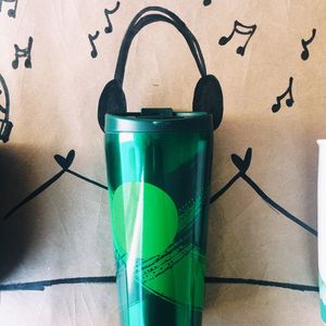 Image post by @starbucks on Instagram