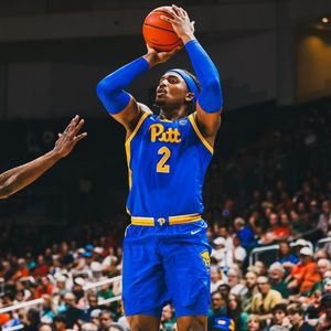Image post by @pitt_mbb on Instagram