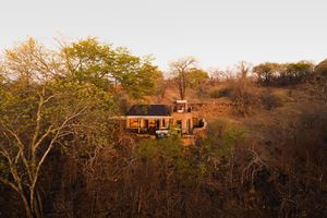 Image post by @chiawasafaris on Instagram