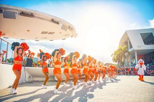 Image post by @univmiami on Instagram