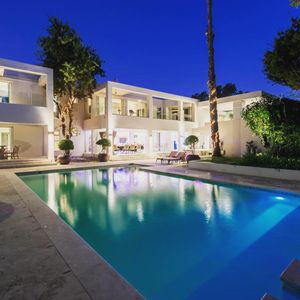Image post by @christiesrealestate on Instagram