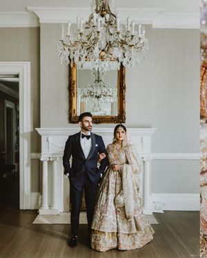 Image post by @thismodernlovephoto on Instagram