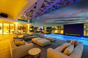 Image post by @christiesrealestate on Instagram
