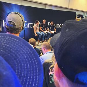 Image post by @thegeorgehage on Instagram