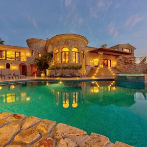 Image post by @christiesrealestate on Instagram