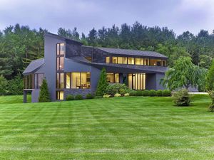 Image post by @christiesrealestate on Instagram
