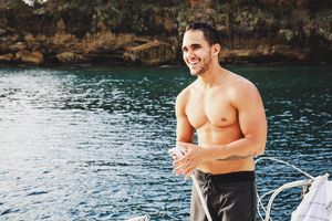 Image post by @therealcarlospena on Instagram