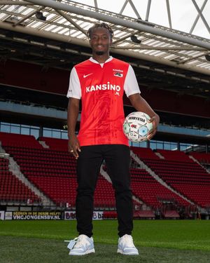Image post by @azalkmaar on Instagram
