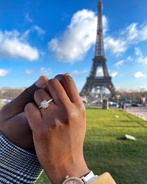 Image post by @theknot on Instagram