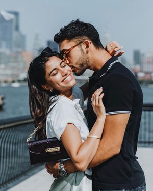 Image post by @thismodernlovephoto on Instagram