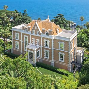 Image post by @christiesrealestate on Instagram