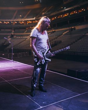 Image post by @defleppard on Instagram