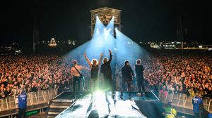 Image post by @defleppard on Instagram