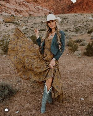 Image post by @justinboots_ on Instagram