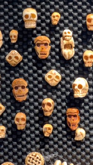 Video post by @beadcache on Instagram