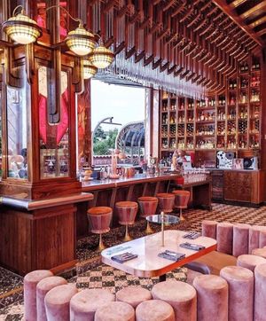 Image post by @thescenenewyork on Instagram