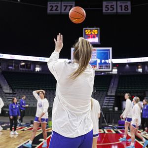 Image post by @drakewbb on Instagram