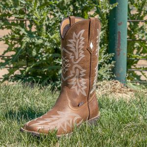 Image post by @justinboots_ on Instagram