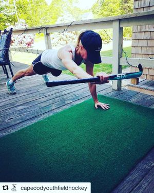 Image post by @stxfieldhockey on Instagram