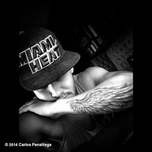 Image post by @therealcarlospena on Instagram