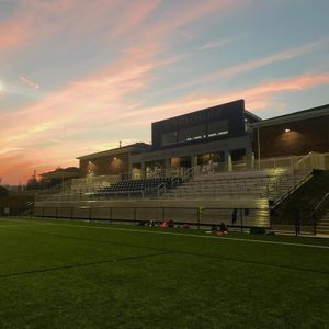 Image post by @juniatawlax on Instagram