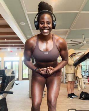 Image post by @fitgirlbomb on Instagram
