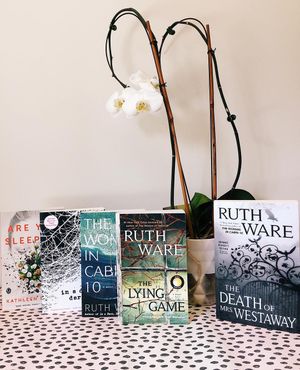 Image post by @gallerybooks on Instagram