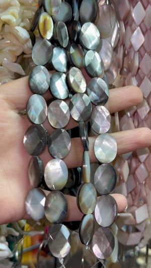 Video post by @beadcache on Instagram