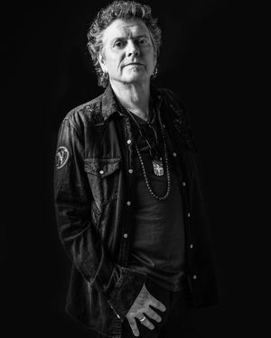 Image post by @defleppard on Instagram