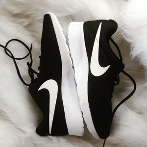 Image post by @mimiolson08 on Instagram