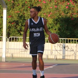 Image post by @mosson_basket on Instagram